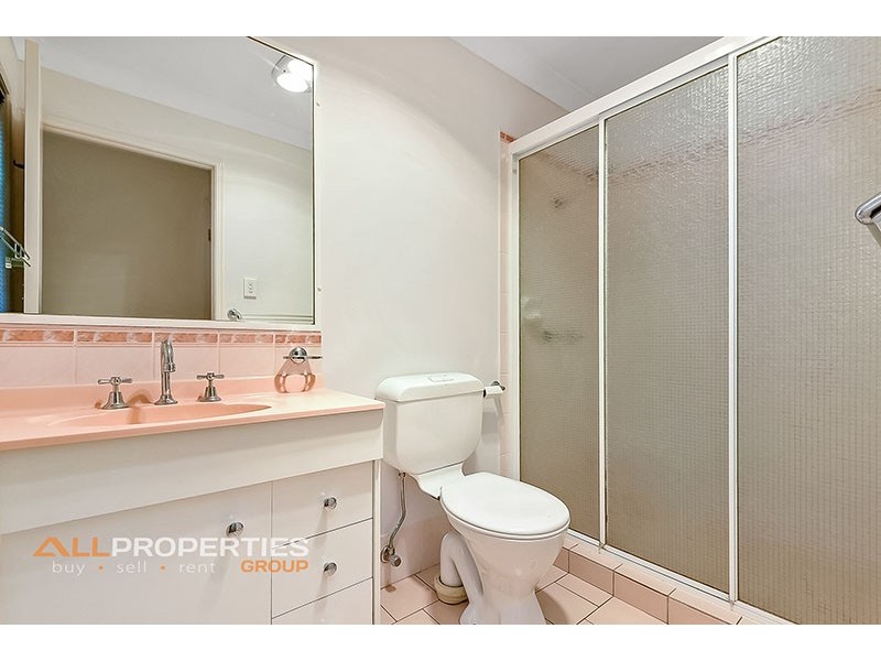 33 Maclean Court, Boronia Heights QLD 4124