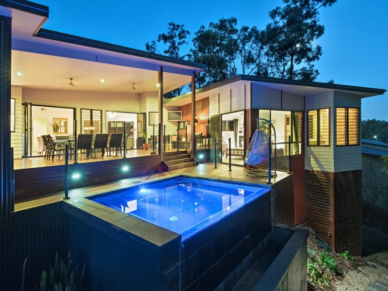 23 Birchwood Cr, Brookwater QLD 4300