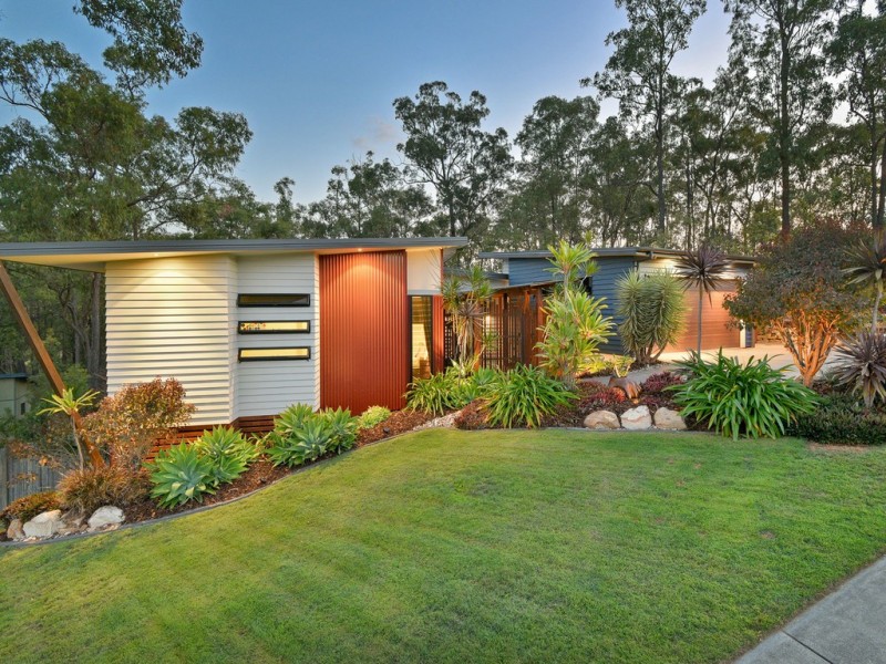 23 Birchwood Cr, Brookwater QLD 4300