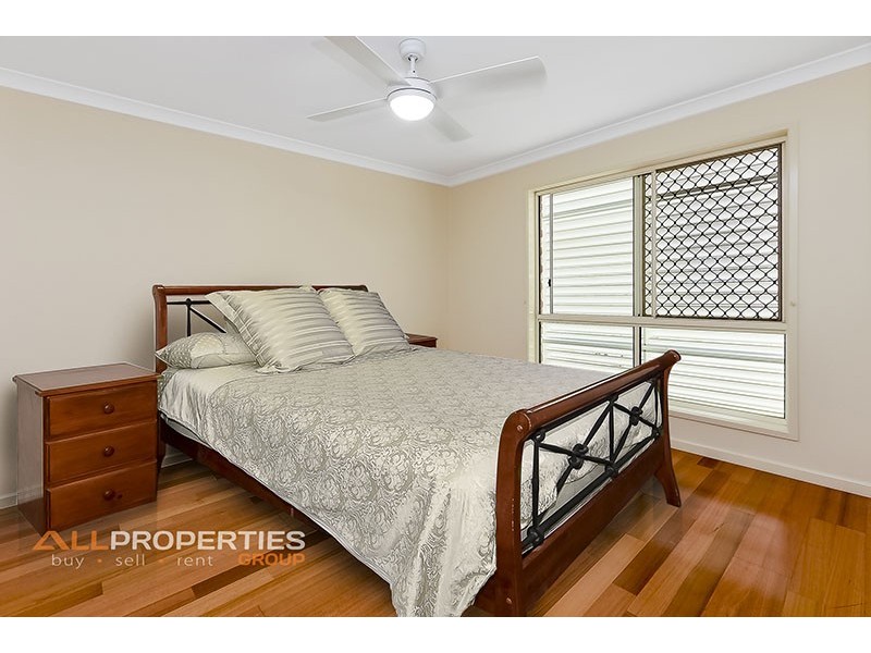 22 Isaac Court, Hillcrest QLD 4118