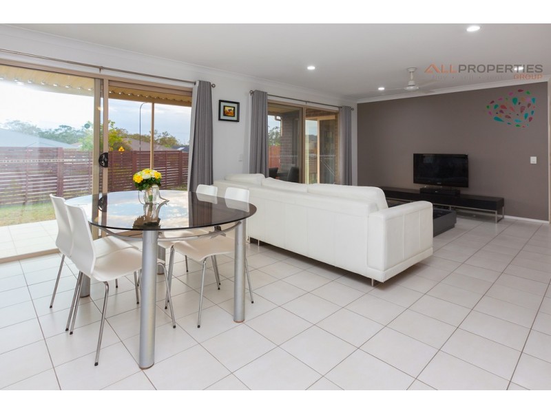 4 Flagstone Way, Berrinba QLD 4117