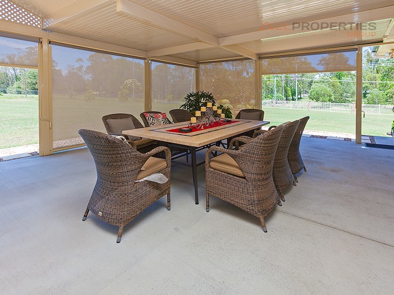 1867-1877 Chambers Flat Road, Munruben QLD 4125