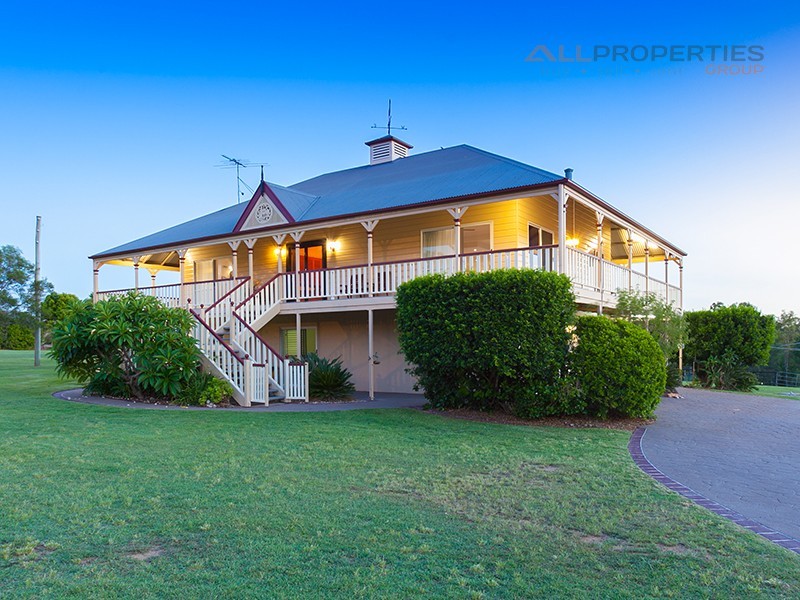 1852-1864 Chambers Flat Road, Munruben QLD 4125