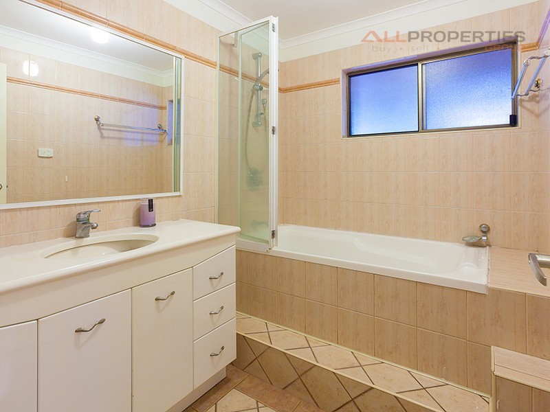 2 Homestead Street, Marsden QLD 4132