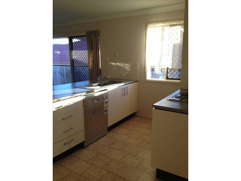 18 Davies Street, Goodna QLD 4300