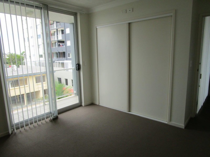 11/16 Grosvenor Road, Indooroopilly QLD 4068