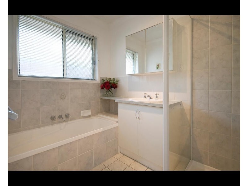 56 Lakeside Crescent, Forest Lake QLD 4078