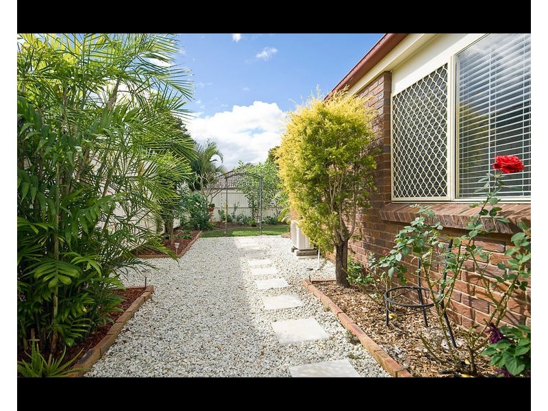 56 Lakeside Crescent, Forest Lake QLD 4078