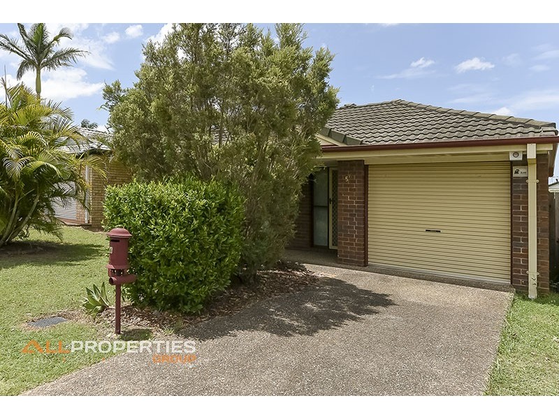 56 Lakeside Crescent, Forest Lake QLD 4078