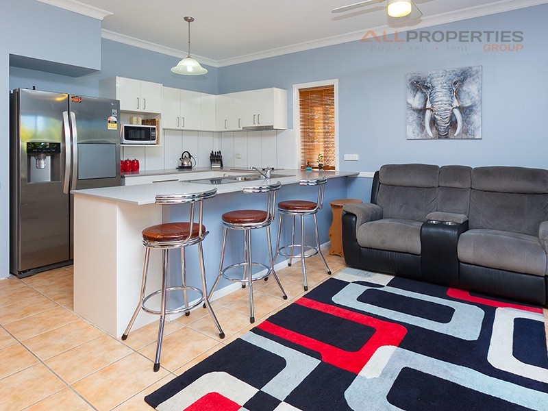 24 Paton Crescent, Forest Lake QLD 4078