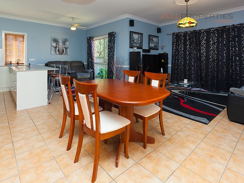 24 Paton Crescent, Forest Lake QLD 4078