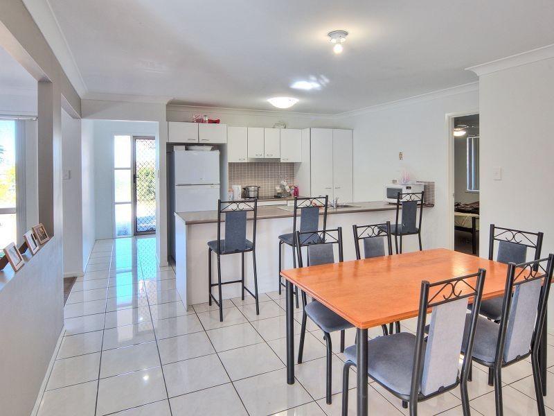 41 Paul Drive, Regents Park QLD 4118