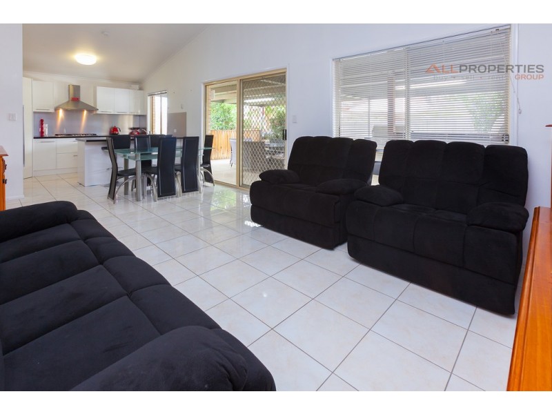 3 Mountainview Pl, Springfield QLD 4300