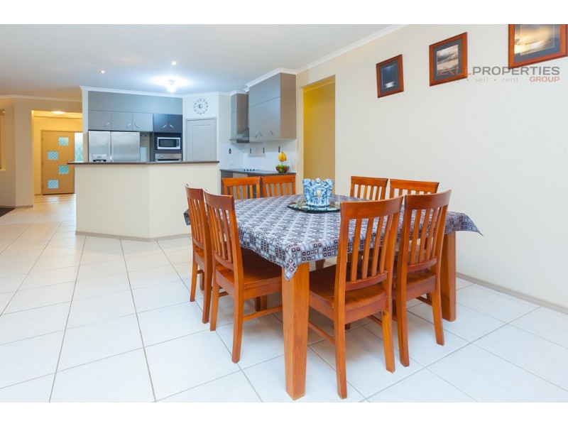 3 Dianella Ct, New Beith QLD 4124