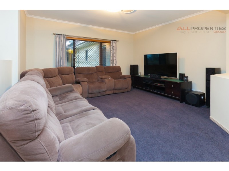 3 Dianella Ct, New Beith QLD 4124