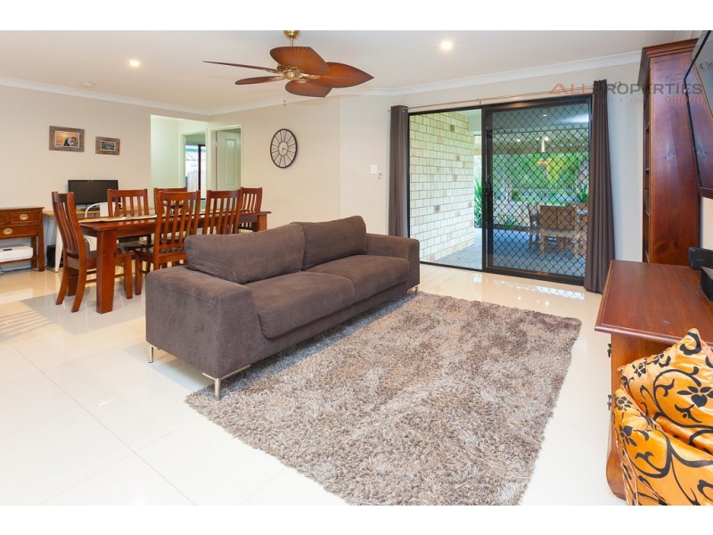 14 Forestglen Cres, Browns Plains QLD 4118