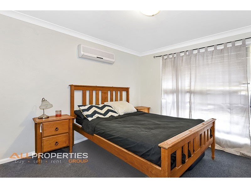 15 Wentworth Tce, Boronia Heights QLD 4124