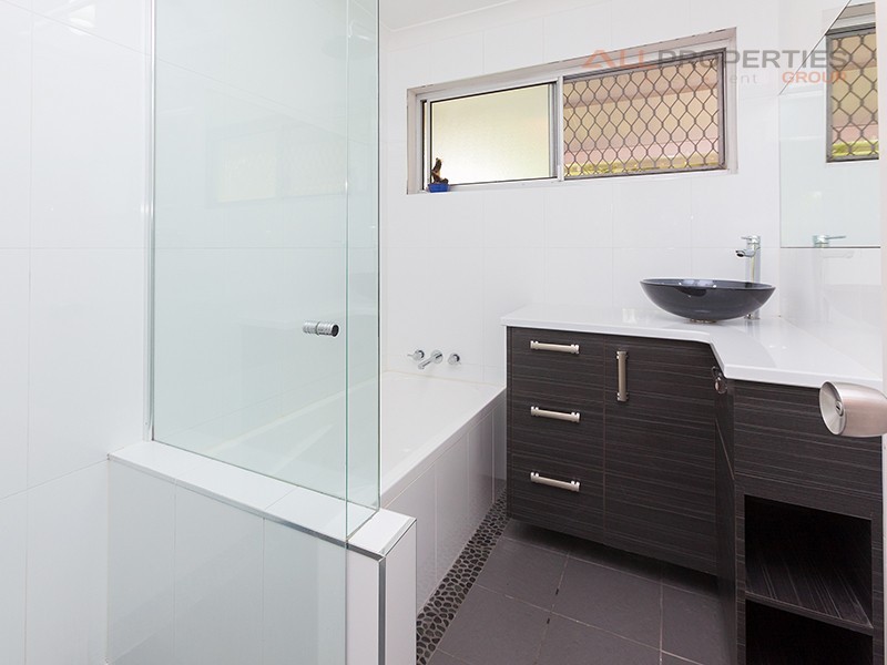 1 Bursaria Street, Algester QLD 4115