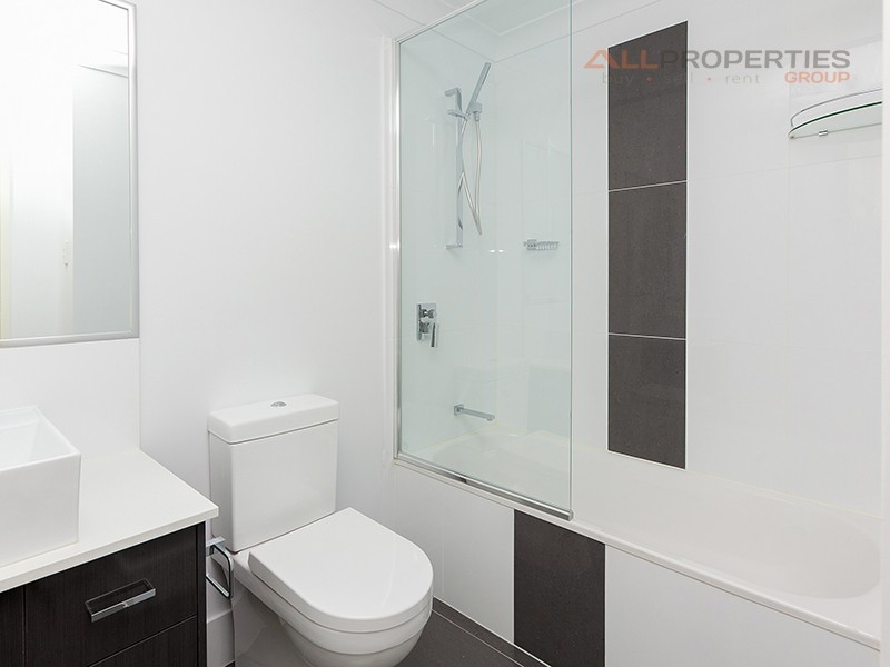 66/30 Taylor Place, Mackenzie QLD 4156