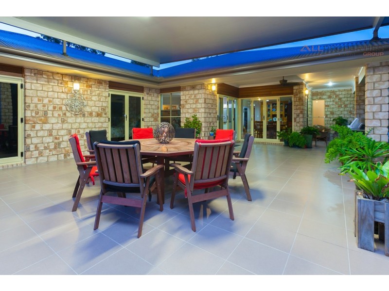 37 Bradley Ct, Greenbank QLD 4124