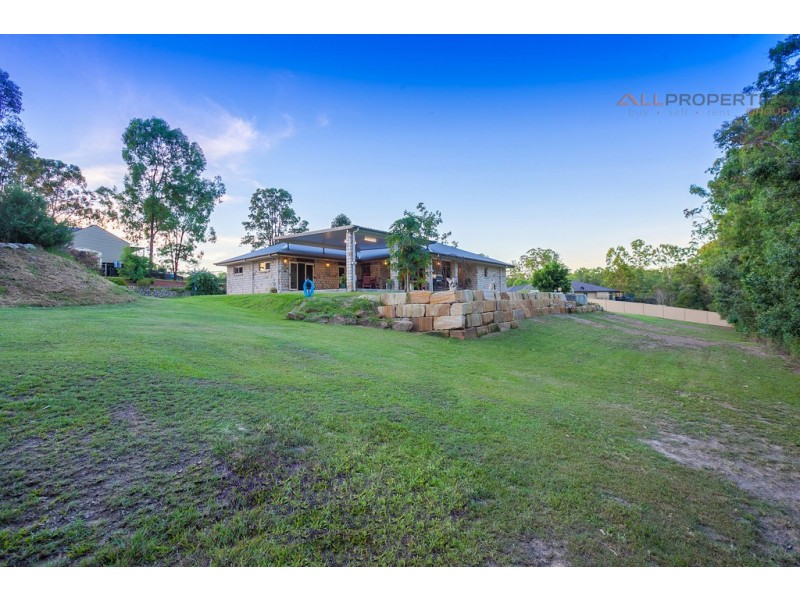 37 Bradley Ct, Greenbank QLD 4124