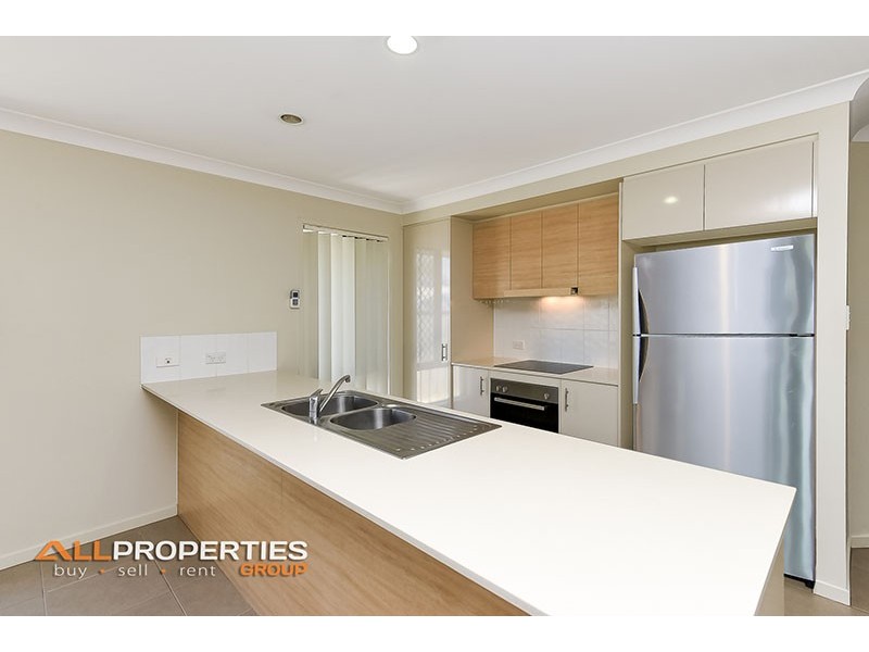 73 Steelwood Street, Heathwood QLD 4110