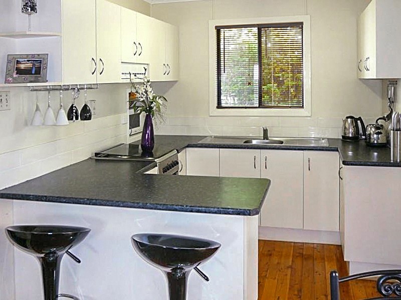 324 Alderley st, Kearneys Spring QLD 4350