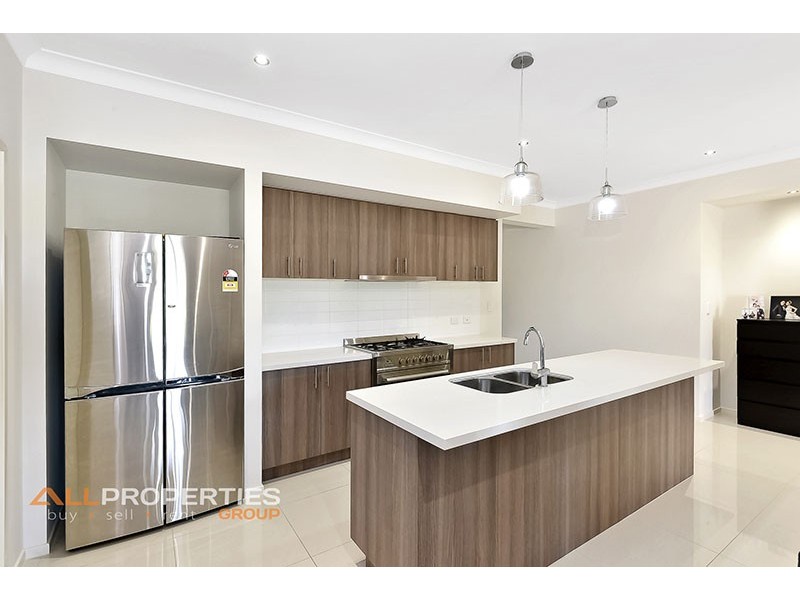 40 South Quarter Drive, Loganlea QLD 4131