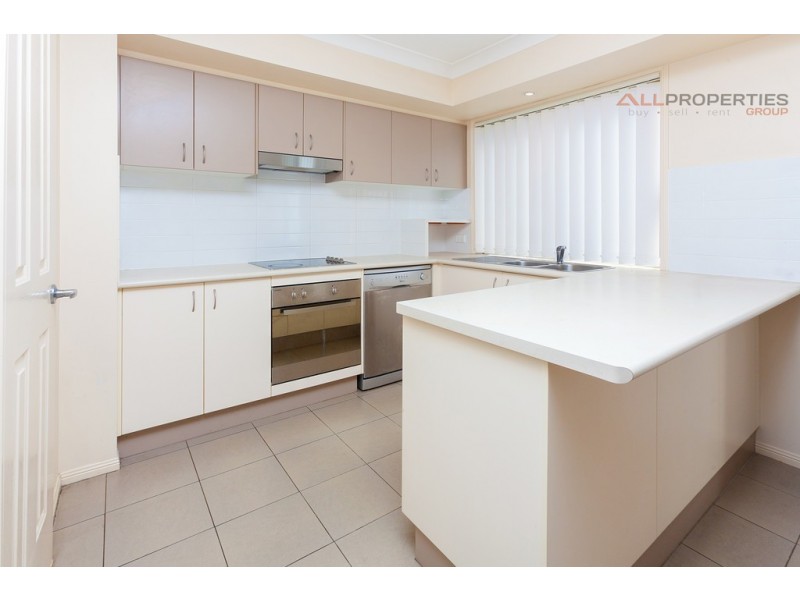70/18 Mornington Court, Calamvale QLD 4116