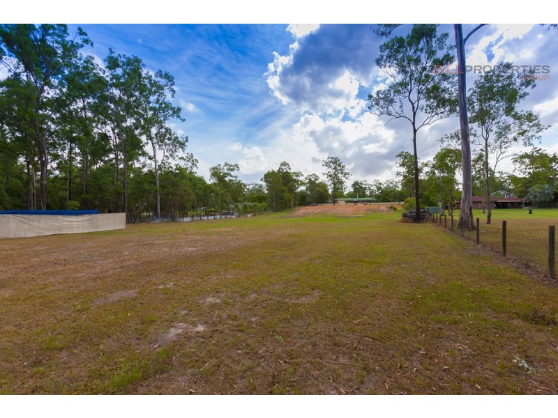 52 The Chase, Forestdale QLD 4118