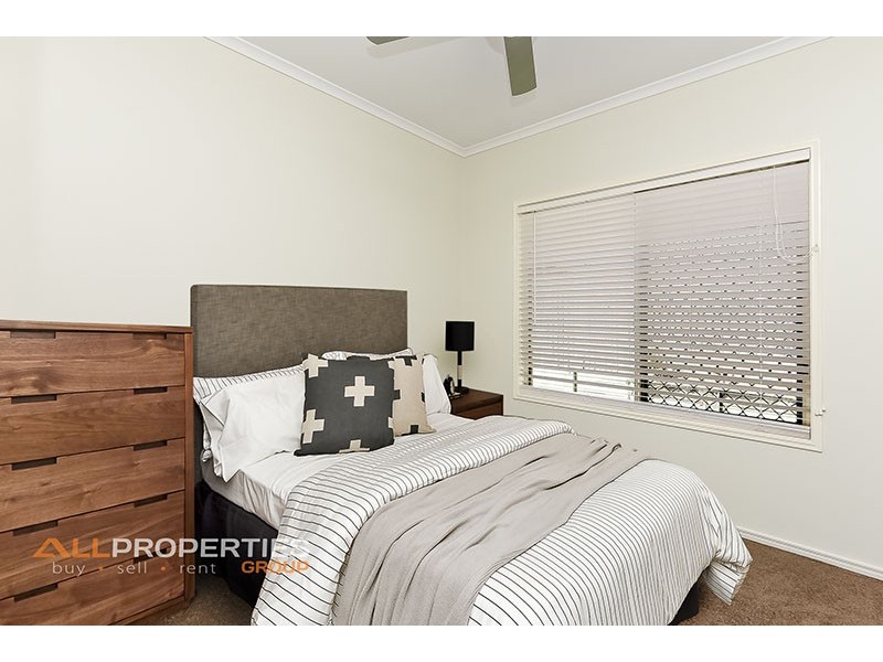 11 Eungella Terrace, Forest Lake QLD 4078