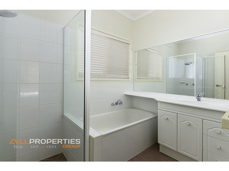 11 Eungella Terrace, Forest Lake QLD 4078