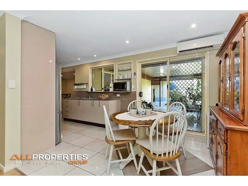 112 LAMBERTH ROAD, Regents Park QLD 4118