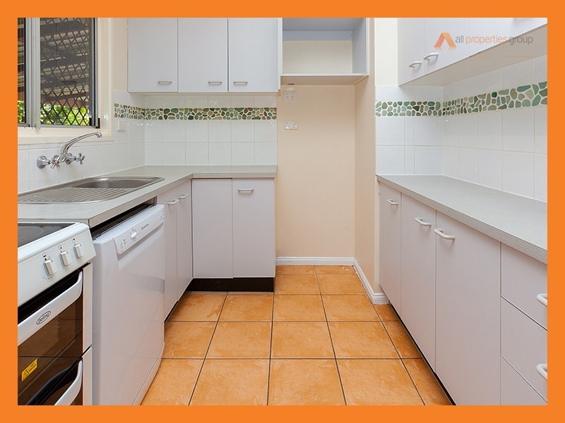 16 Crestview Street, Loganlea QLD 4131