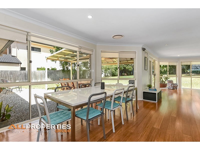 18 Lugano Close, Parkinson QLD 4115