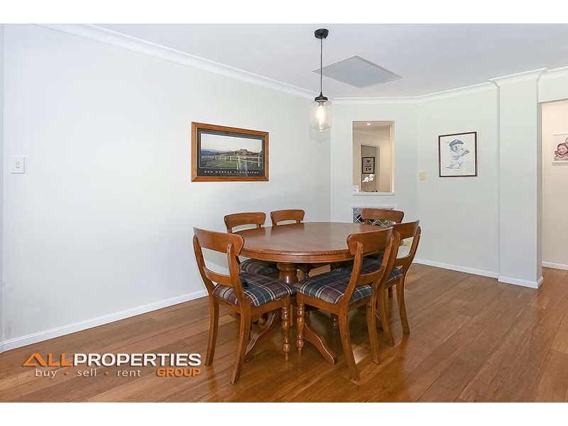 18 Lugano Close, Parkinson QLD 4115