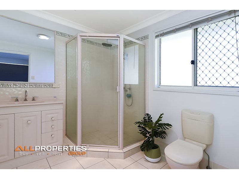 18 Lugano Close, Parkinson QLD 4115