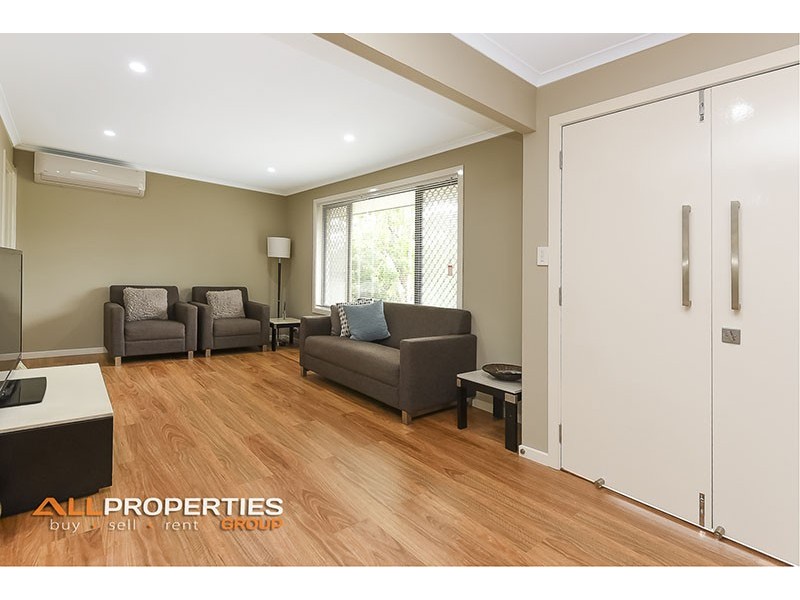 13 GRECIAN STREET, Regents Park QLD 4118