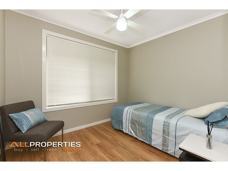 13 GRECIAN STREET, Regents Park QLD 4118