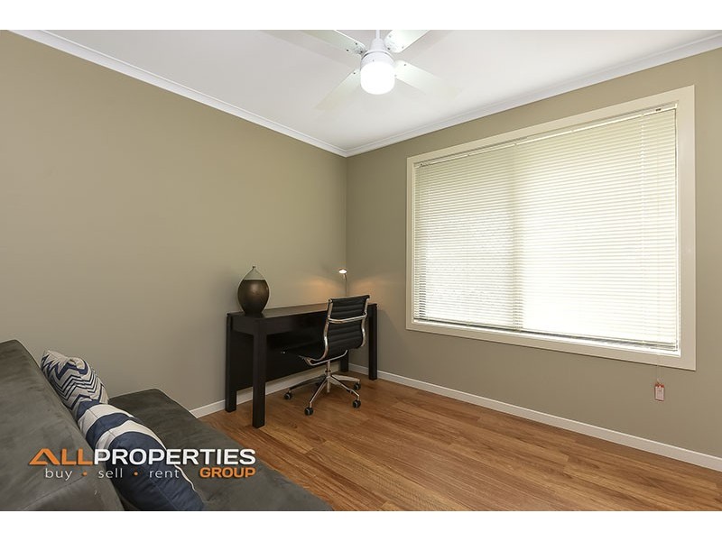 13 GRECIAN STREET, Regents Park QLD 4118