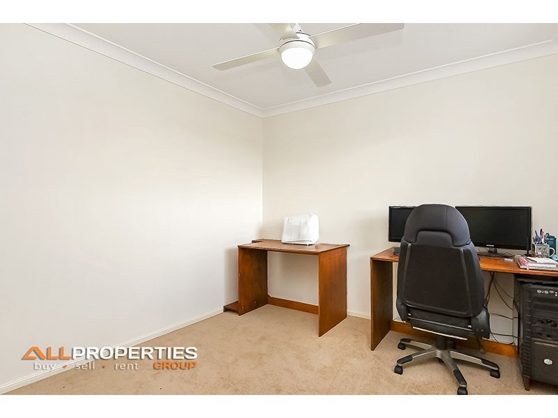 6 Berkshire Place, Heathwood QLD 4110