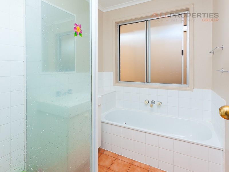 3 Halfmoon Street, Browns Plains QLD 4118