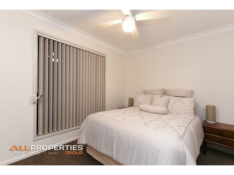 73 Parklands Drive, Boronia Heights QLD 4124