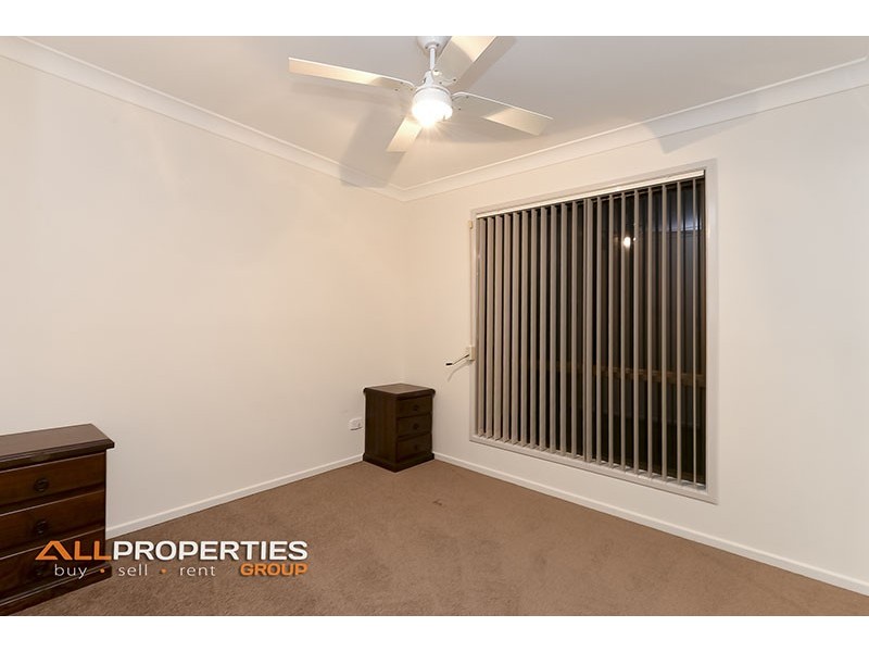 73 Parklands Drive, Boronia Heights QLD 4124