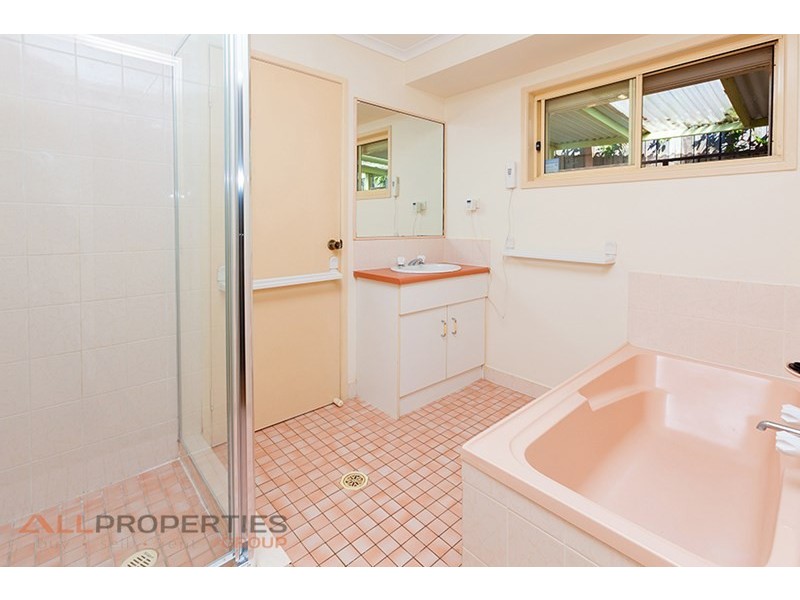 37 Mortlake Cres, Boronia Heights QLD 4124