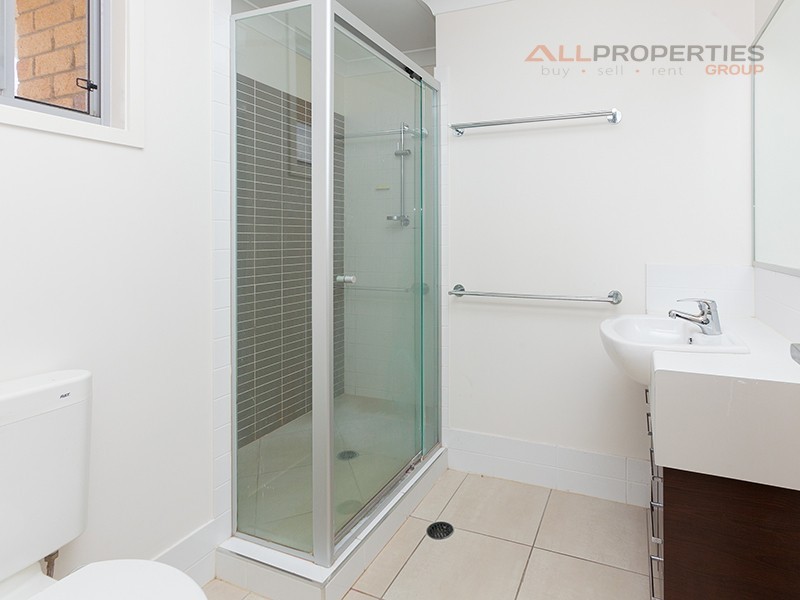 16/2 Macarthy Road, Marsden QLD 4132