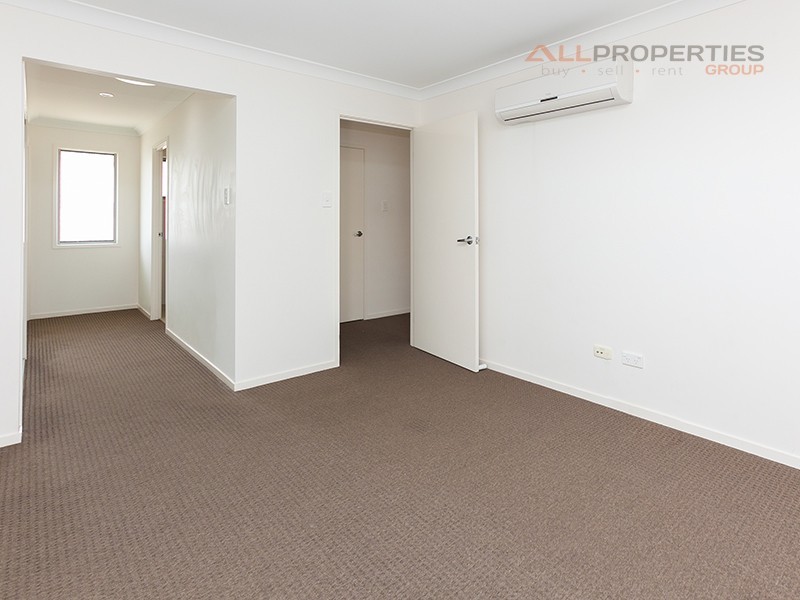 16/2 Macarthy Road, Marsden QLD 4132