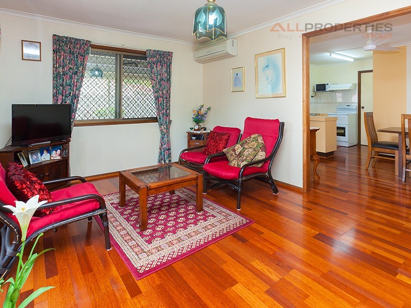 30 Forestwood St, Crestmead QLD 4132