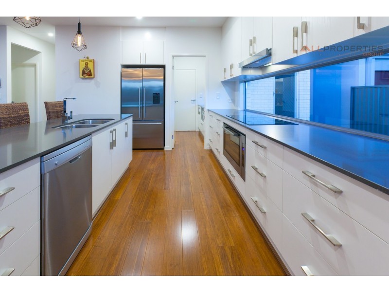 41 Edwin St, Kuraby QLD 4112