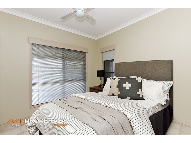 243-247 Bamboo Drive, Woodhill QLD 4285